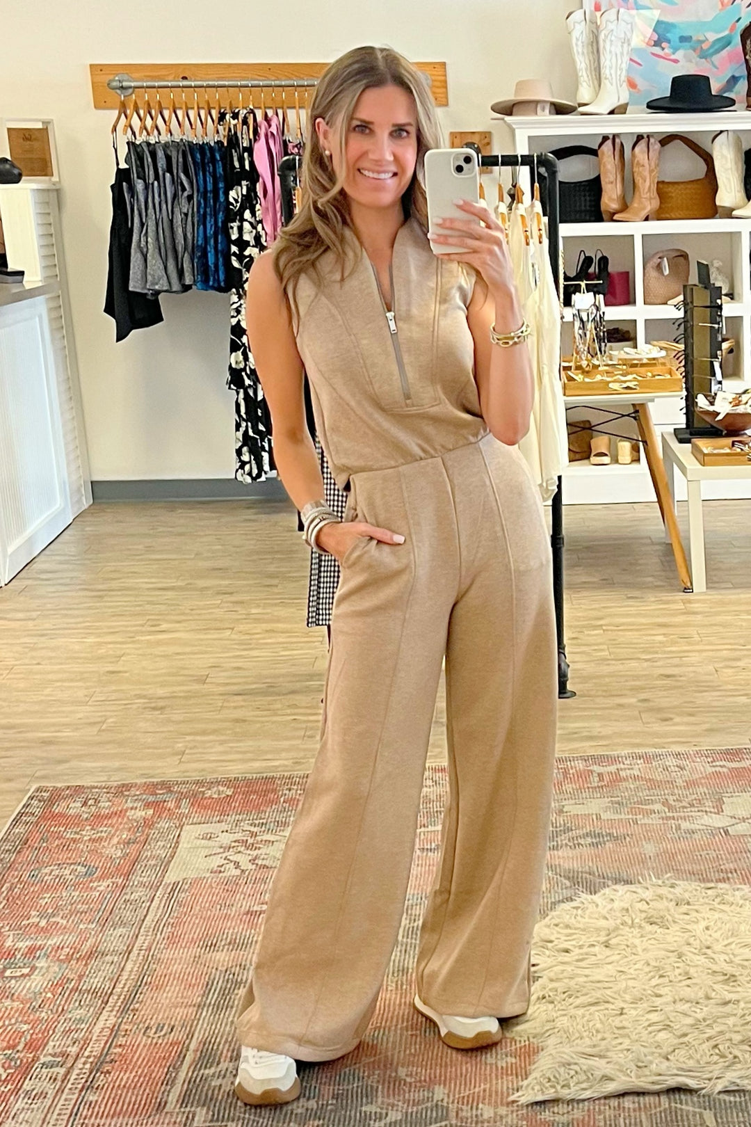 HELIOPOLE JUMP SUITS ベージュ　38サイズ SPANX AirEssentials Shawl Collar Jumpsuit – Sole Statesboro